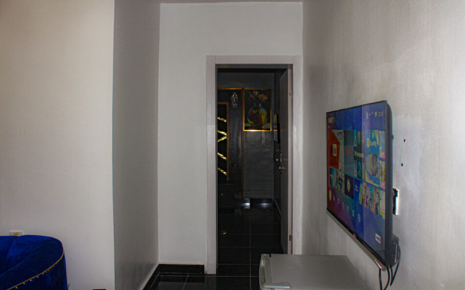 Room Entrance Image 2